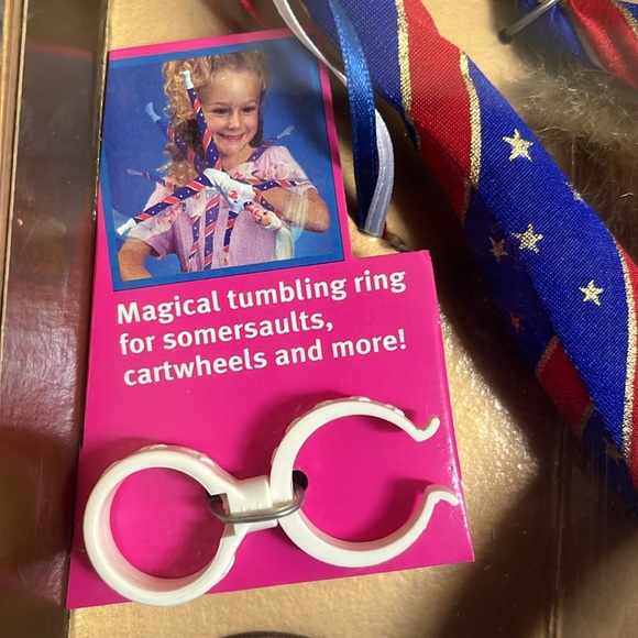 1996 Atlanta Olympic Gymnast Barbie - Picture 11 of 12